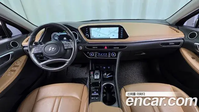 Hyundai Sonata Hybrid 2022 — ფოტო 26/33