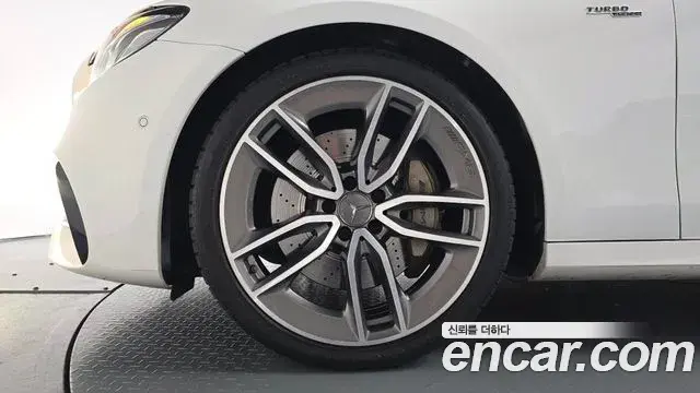Mercedes-Benz E-Class 2019 — Фото 5/20