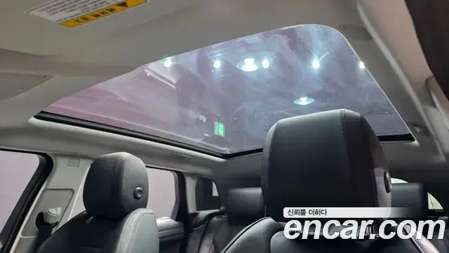 Land Rover Range Rover Evoque 2019 — ფოტო 34/35