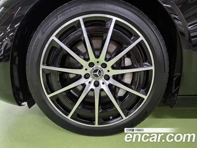 Mercedes-Benz EQS 2022 — Photo 11/20