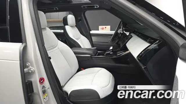 Land Rover Range Rover Sport 2025 — Photo 6/20