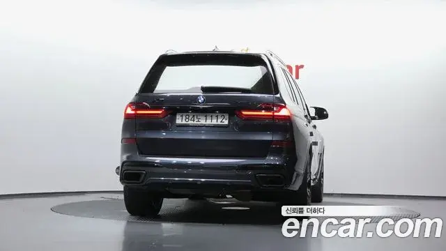 BMW X7 2020 — Photo 7/20