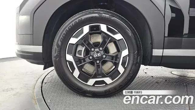Hyundai Santa Fe 2024 — Photo 14/30