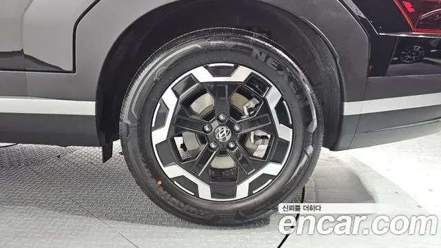 Hyundai Santa Fe 2024 — Photo 2/30