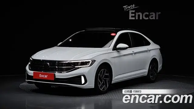 Volkswagen Jetta 2022 — ფოტო 25/33
