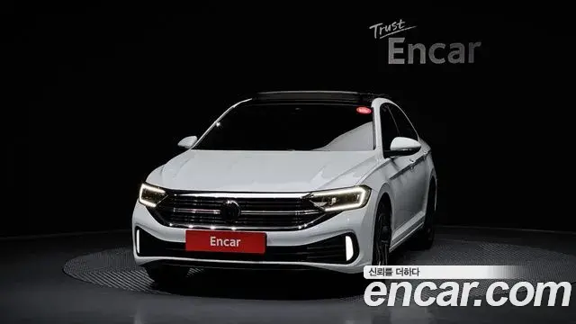 Volkswagen Jetta 2022 — ფოტო 29/33