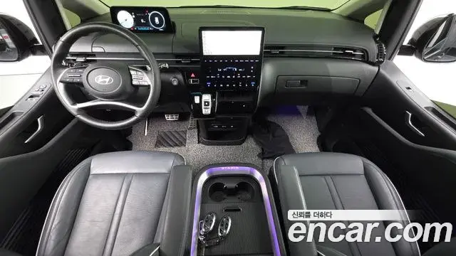 Hyundai Staria 2025 — Фото 7/20