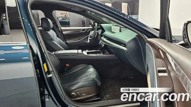 Genesis G80 2020 — ფოტო 11/32