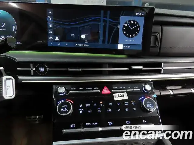 Hyundai Santa Fe 2025 — Photo 9/20