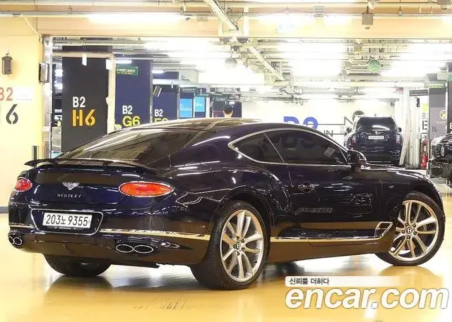 Bentley Continental GT, 2022