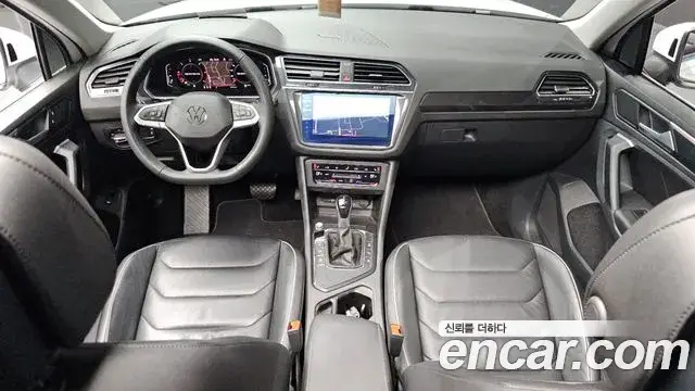 Volkswagen Tiguan, 2022