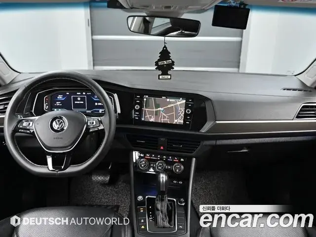 Volkswagen Jetta 2021 — Photo 11/20