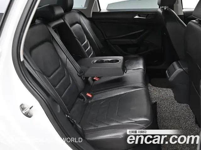 Volkswagen Jetta 2021 — Photo 18/20