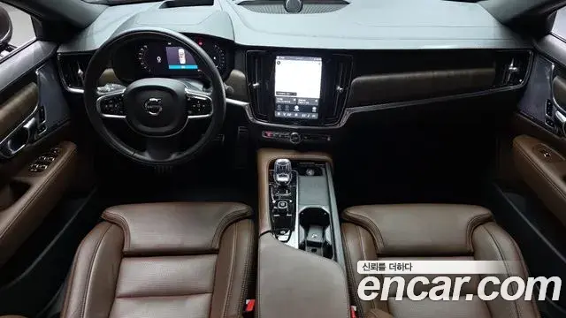 Volvo S90 2021 — ფოტო 11/33