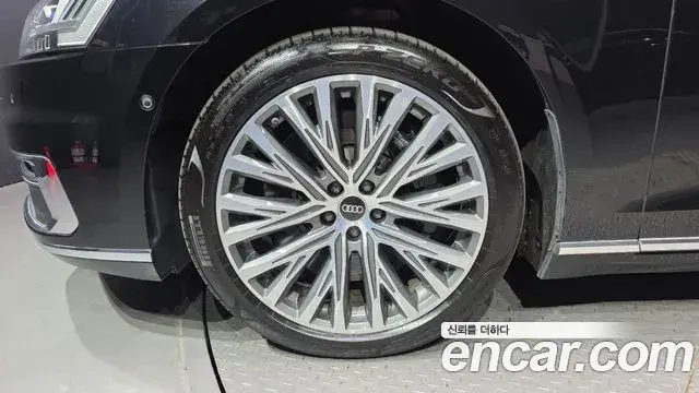 Audi A8 2021 — Şəkil 6/40