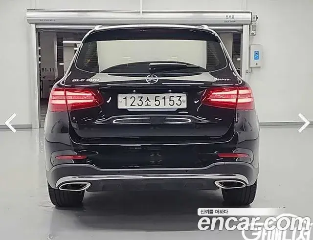 Mercedes-Benz GLC-Class 2019 — Photo 14/19