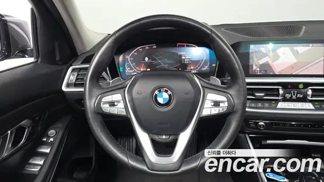 BMW 3 Series 2021 — ფოტო 4/34