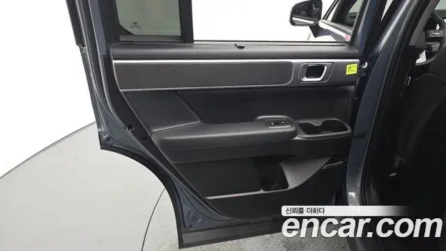 Hyundai Santa Fe 2025 — Photo 19/36