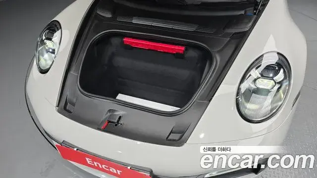 Porsche 911 2024 — Şəkil 14/31
