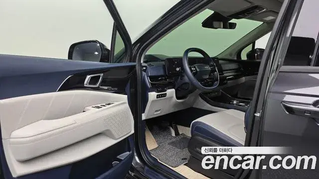 Kia Carnival 2025 — ფოტო 10/34