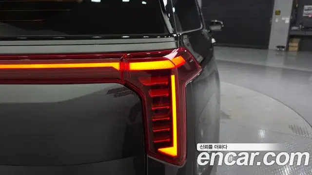 Kia Carnival 2025 — ფოტო 19/34