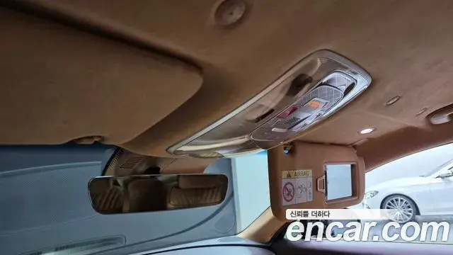 Genesis G90 2022 — Photo 25/34