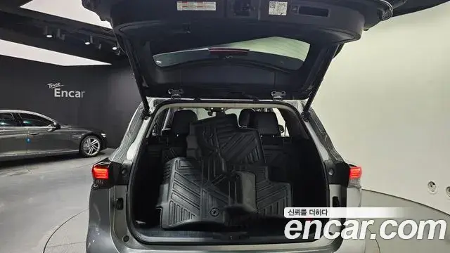Toyota Highlander 2023 — Photo 20/20