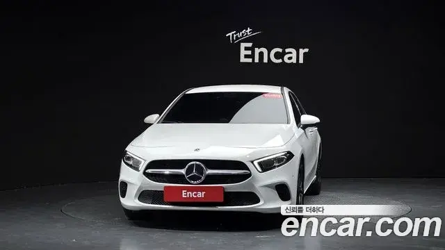 Mercedes-Benz A-Class 2021 — Şəkil 18/30