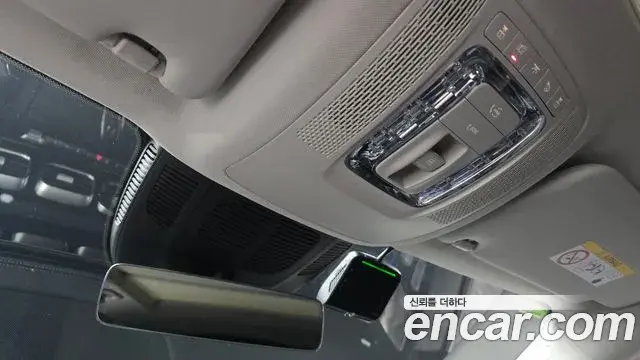 Mercedes-Benz GLE-Class 2025 — Photo 6/37