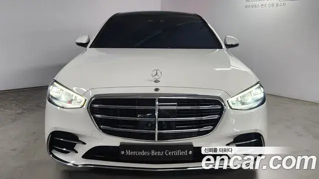 Mercedes-Benz S-Class 2024 — Фото 2/20