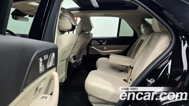 Mercedes-Benz GLE-Class 2023 — Şəkil 3/31