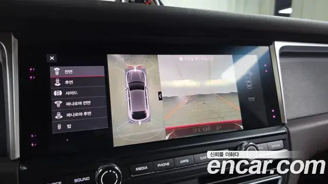 Porsche Macan 2020 — Фото 14/20