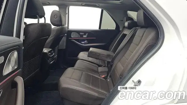 Mercedes-Benz GLE-Class 2023 — Фото 12/20