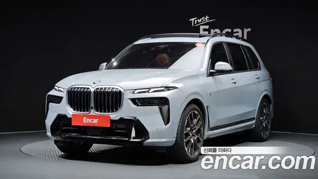BMW X7 2024 — Photo 6/32