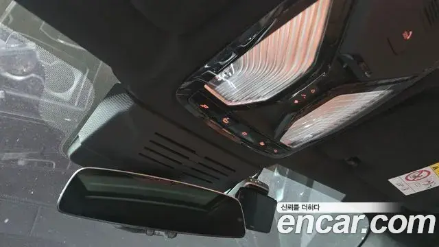 BMW X7 2024 — Photo 18/32