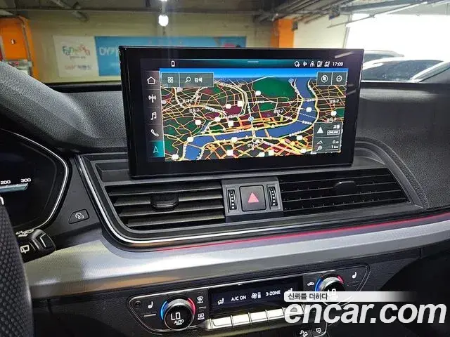 Audi Q5 2023 — ფოტო 18/20