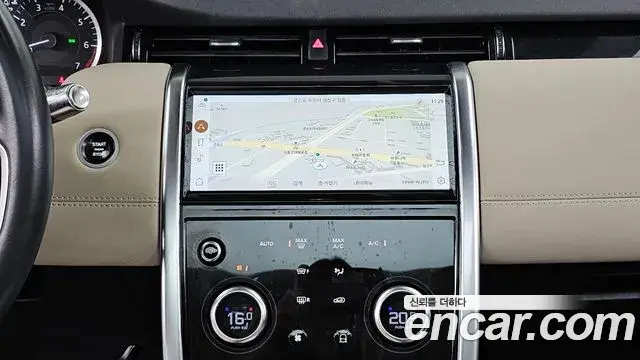 Land Rover Discovery Sport 2021 — Фото 14/20