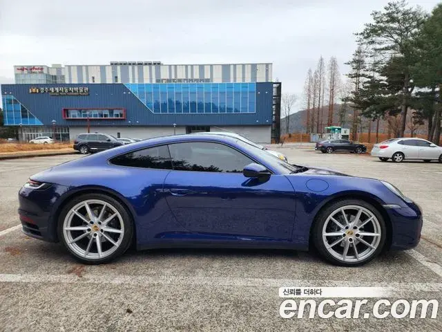 Porsche 911 2020 — ფოტო 1/19