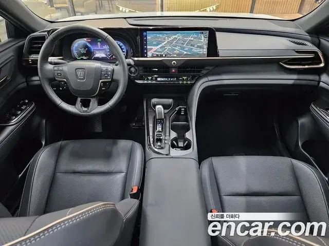 Toyota Crown Crossover 2024 — Şəkil 3/19