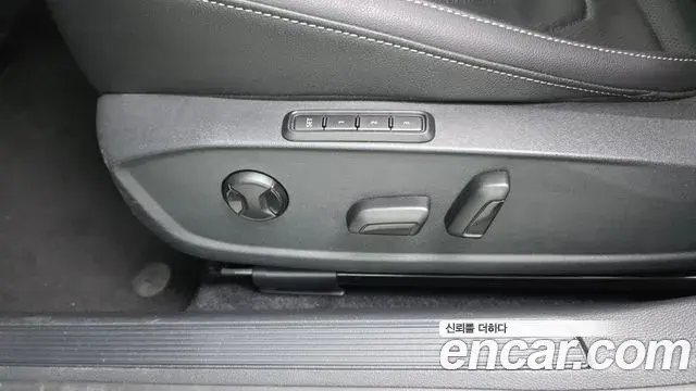 Volkswagen Jetta 2021 — Photo 5/35