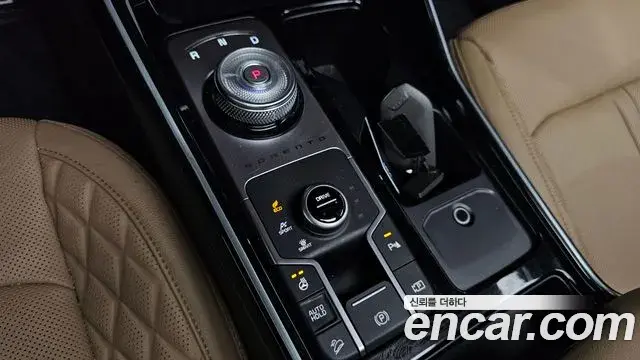 Kia Sorento 2024 — ფოტო 7/34