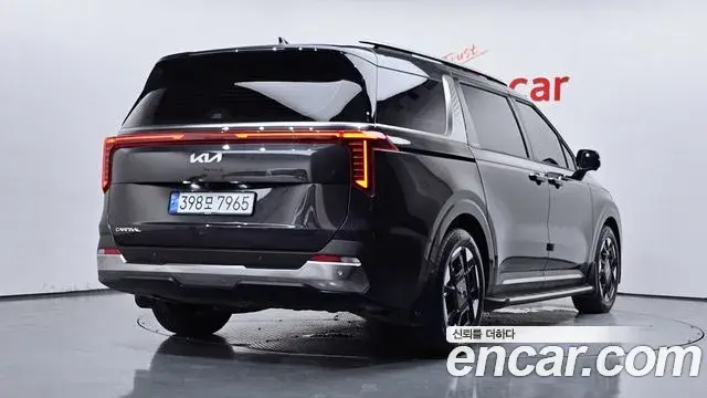 Kia Carnival 2024 — ფოტო 3/35