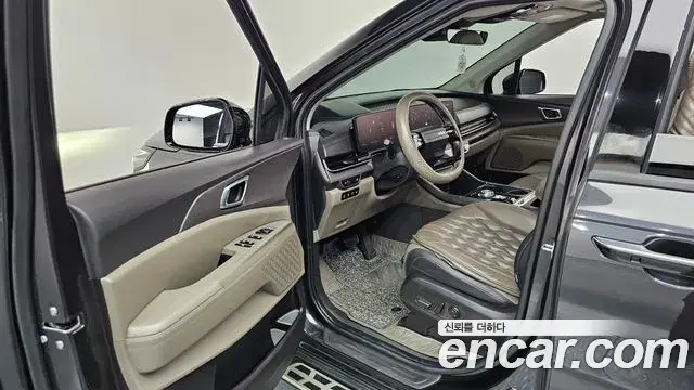 Kia Carnival 2024 — ფოტო 11/35