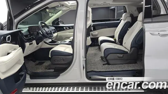 Kia Carnival 2024 — Photo 13/32