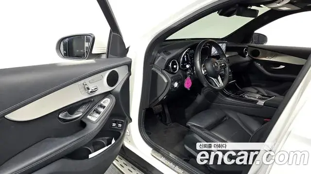 Mercedes-Benz GLC-Class 2021 — Photo 10/20