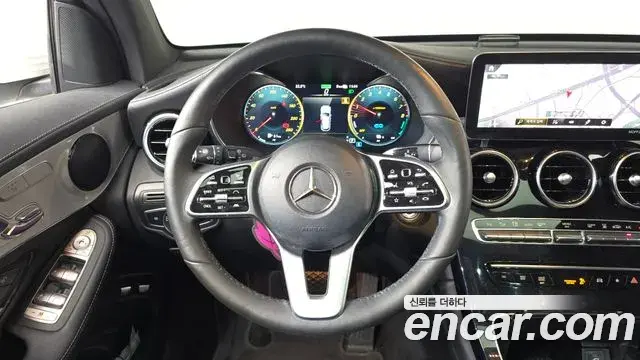 Mercedes-Benz GLC-Class 2021 — Photo 14/20