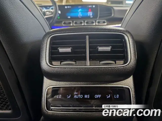 Mercedes-Benz GLE-Class 2021 — Şəkil 9/20