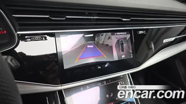Audi Q8 2024 — ფოტო 19/20