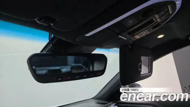 Genesis G70 2018 — Photo 10/33