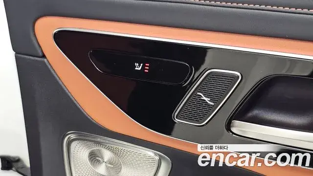 Mercedes-Benz GLC-Class 2024 — Фото 18/20